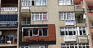 İNTİHAR ETMEK İSTEYEN KADIN GÜÇLÜKLE İKNA EDİLDİ