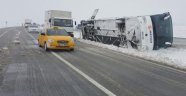 Kahramanmaraş’a ait yolcu otobüsü devrildi
