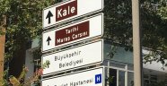 Kahramanmaraş Yollarına 400 Yenı Yön Levhası