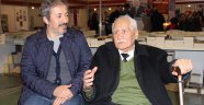 Kitap Fuarında Ekinözülü Şairler Rüzgâr Estirdi.