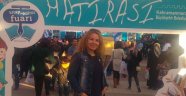 Kitap fuarında “özçekim” çılgınlığı!