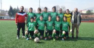 KIZLARDA LİDERLİK DERBİSİ