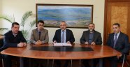 KSÜ Türkoğlu Arapça İlahiyat Programı Binası İçin İlk İmzalar Atıldı