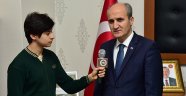 Lise Öğrencilerinden Başkan Okay Röportajı