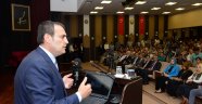 Mahir Ünal KSÜ’de “Yeni Anayasa ve Başkanlık Sistemi” Konulu Konferans Verdi