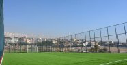 Malik Ejder’e İki Adet Halı Saha