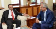 Maliye Bakanlığı Müsteşar Yardımcısı Hatipoğlu, Rektör Deveci’yi Ziyaret Etti