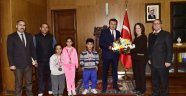 Milli Yüzücülerden Başkan Erkoç’a Ziyaret