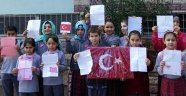 Minik Eller’den Mehmetçiğe Mektup