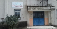 Orada bir mahalle ver uzakta doktorsuz, hemşiresiz!