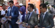 Otizme Dikkat Çekmek İçin Broşür Dağıttılar