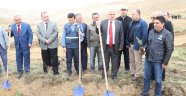 Rektör Deveci Kahramanmaraş Protokolü İle Birlikte Kozludere’de Fidan Dikti