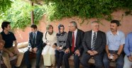 Rektör Deveci Yeni Kayıt Yaptıran Öğrenciler ve Aileleri ile Bir Araya Geldi
