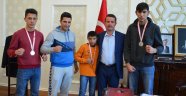 Şampiyonlara Bir Ödülde Başkan OKUMUŞ'tan