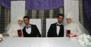 Tek Yumurta İkizleri Kendileri Gibi İkizlerle Evlendi