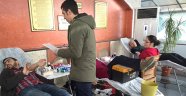 Topyekûn kan bağışladılar