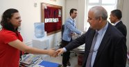 Vali Güvençer personelini unutmadı