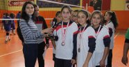 Voleybol'un Yıldızları Seçildi