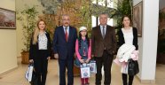 Yeni Rektör Dilan SÜTSATAN Oldu