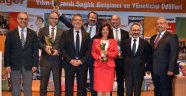 Yılın Başarılı Sağlık Girişimcisi Ve Sağlık Yöneticisi” Ödülü