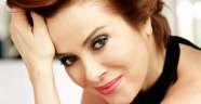 Zuhal olcay müzikallerden seçme şarkılarla 5. Nilüfer tiyatro festivali açılışında…