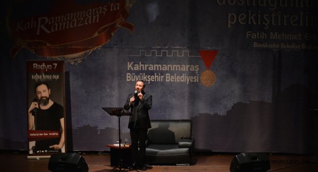 TALHA BORA ÖGE SAHNEDE