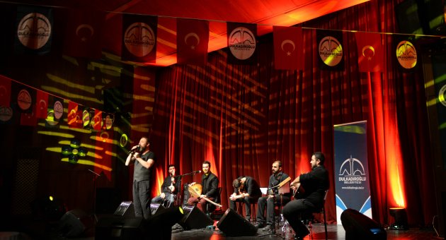 Talha Bora Öge’yle Şiirin Gölgesine Yolculuk