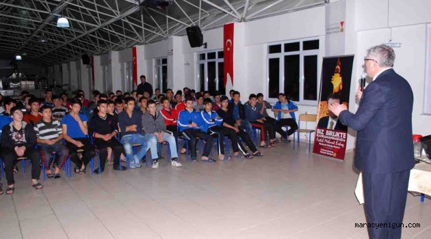 Tarihçi Uslu’dan Seyit Onbaşı Konferansı