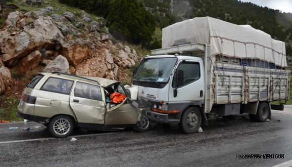 Trafik canavarı boş durmuyor: 3 ölü 1 yaralı