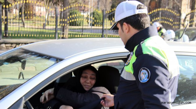 Trafik Ekipleri Yarım Kemer Takan Sürücüleri Affetmedi