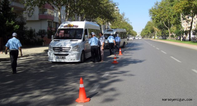 TRAFİK ZABITA DENETİMLERİNİ SÜRDÜRÜYOR