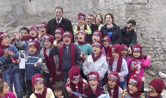 ÜNAL ATEŞ PAZARCIKTA...